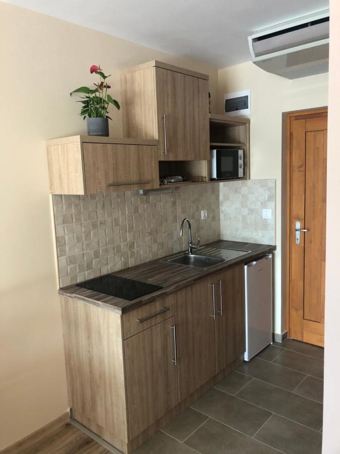 Castellum Apartmanhaz Gyula Εξωτερικό φωτογραφία