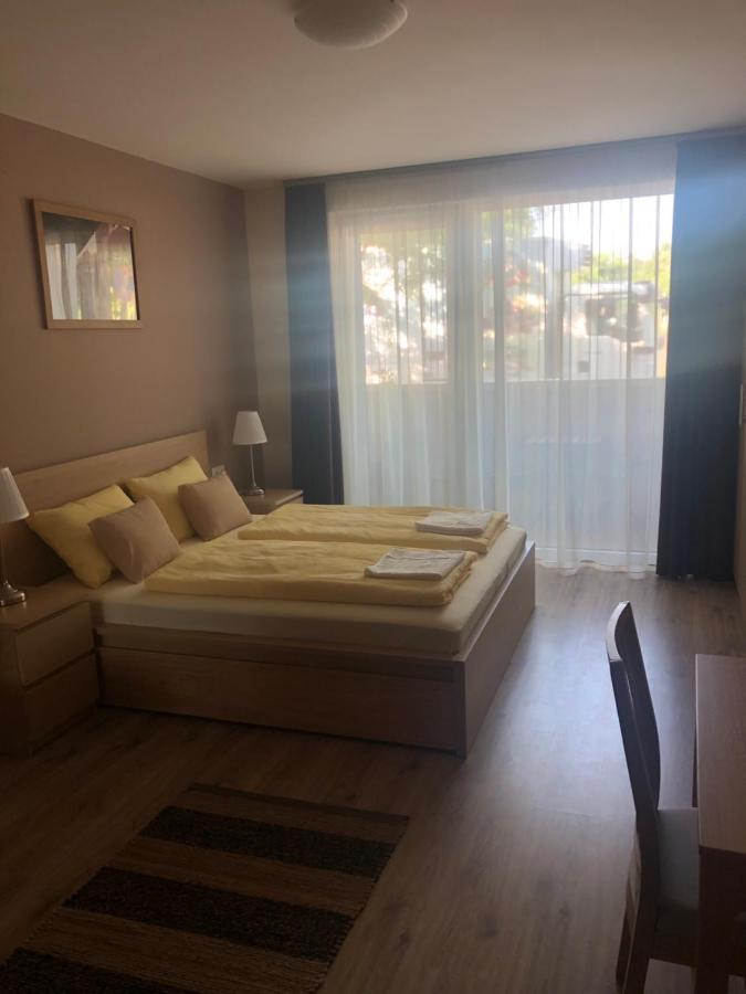 Castellum Apartmanhaz Gyula Εξωτερικό φωτογραφία